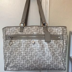 Large Coach Diaper bag. Perfect condition.